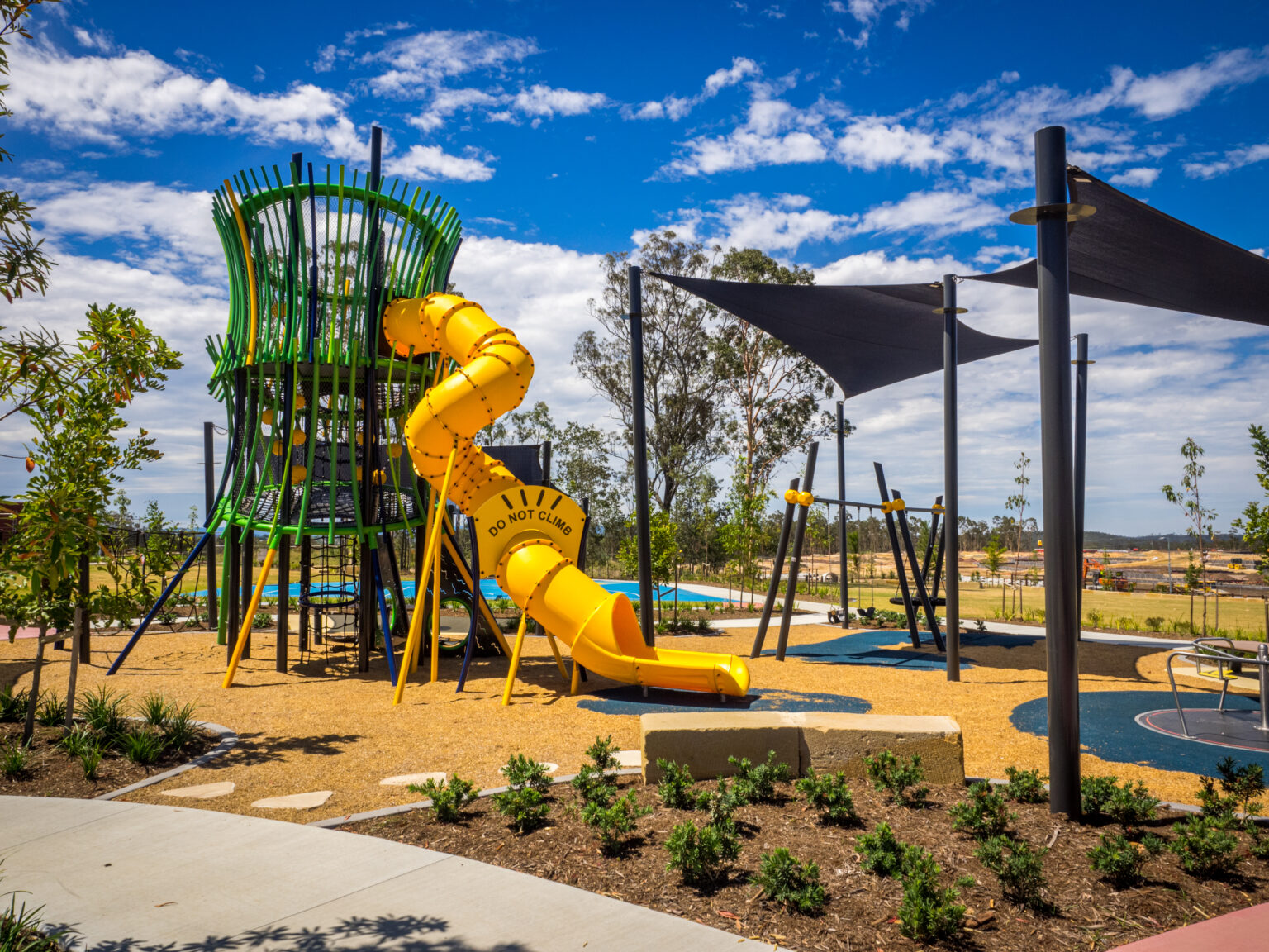 Sunshine Park, Bellevue Ripley : Playscape Creations